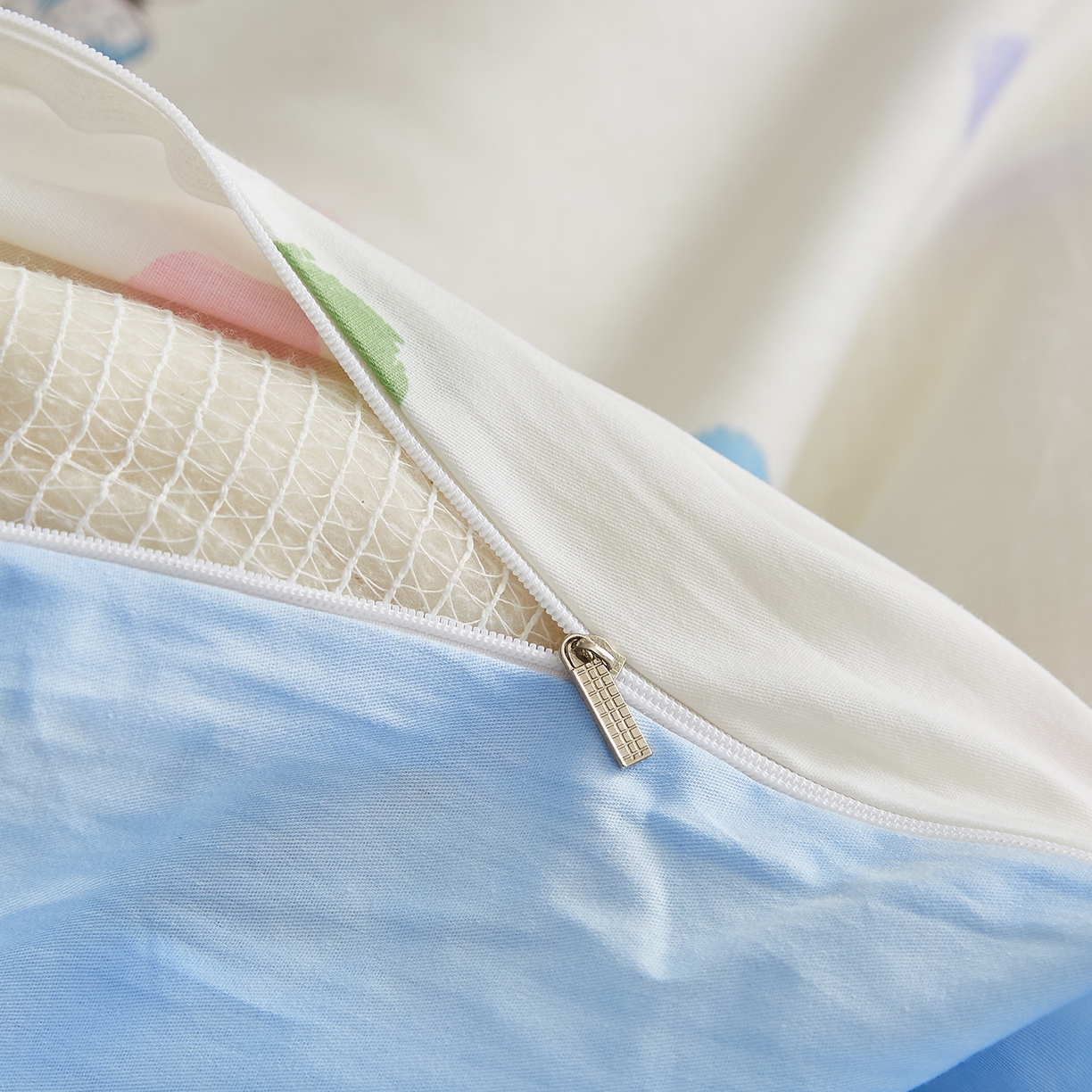 91家纺网 家纺一手货源 找家纺 样样红被业 2025新款A类全棉柔暖纯棉可拆卸棉花被被子被芯 蝶舞