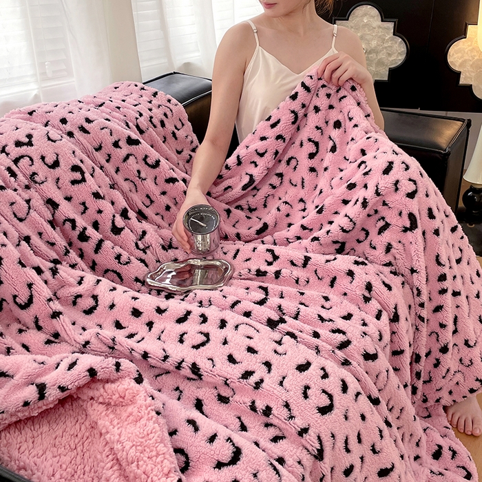 91家纺网 家纺一手货源 找家纺 （总）楼兰公主毛毯专供 2025爆款阳离子豹纹双层单层羊羔绒跨境绒毯