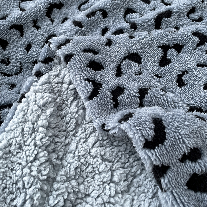 91家纺网 家纺一手货源 找家纺 楼兰公主毛毯专供 2025爆款阳离子豹纹双层单层羊羔绒跨境绒毯 豹纹-深蓝