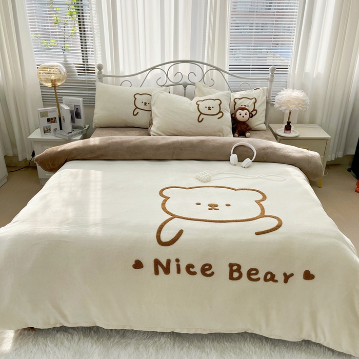 91家纺网 家纺一手货源 找家纺 （总）鑫利来家纺 2025新款牛奶绒毛巾绣四件套