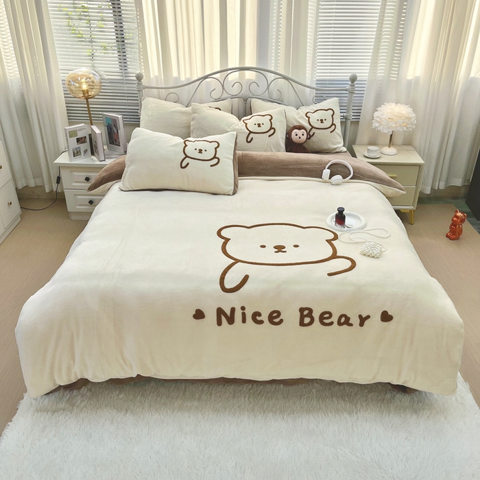 鑫利来家纺 2025新款牛奶绒毛巾绣四件套 呆萌熊-奶白咖