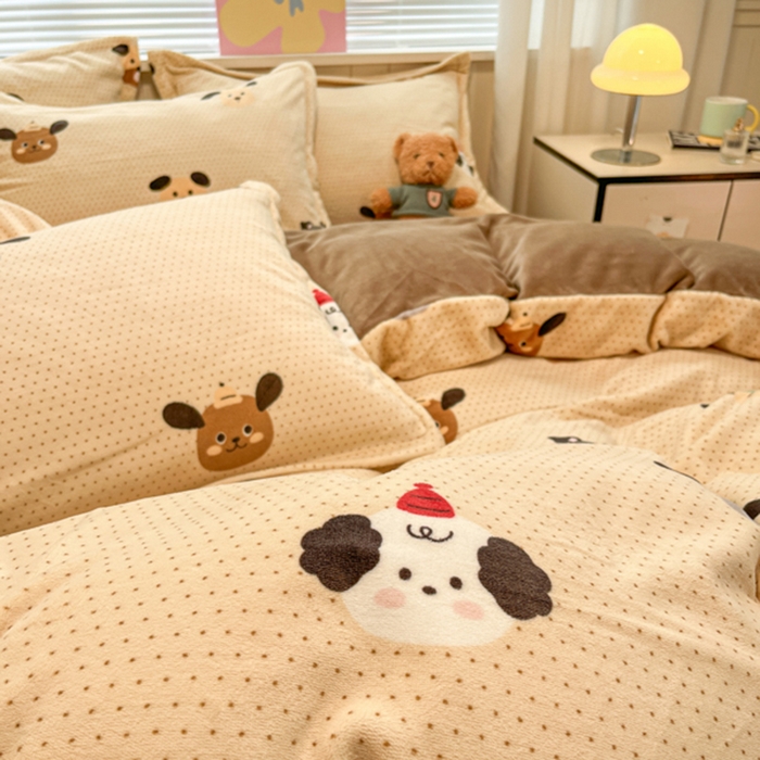 91家纺网 家纺一手货源 找家纺 慕尚家纺 2025新款田园花卉类印花牛奶绒高克重单被套 开心狗