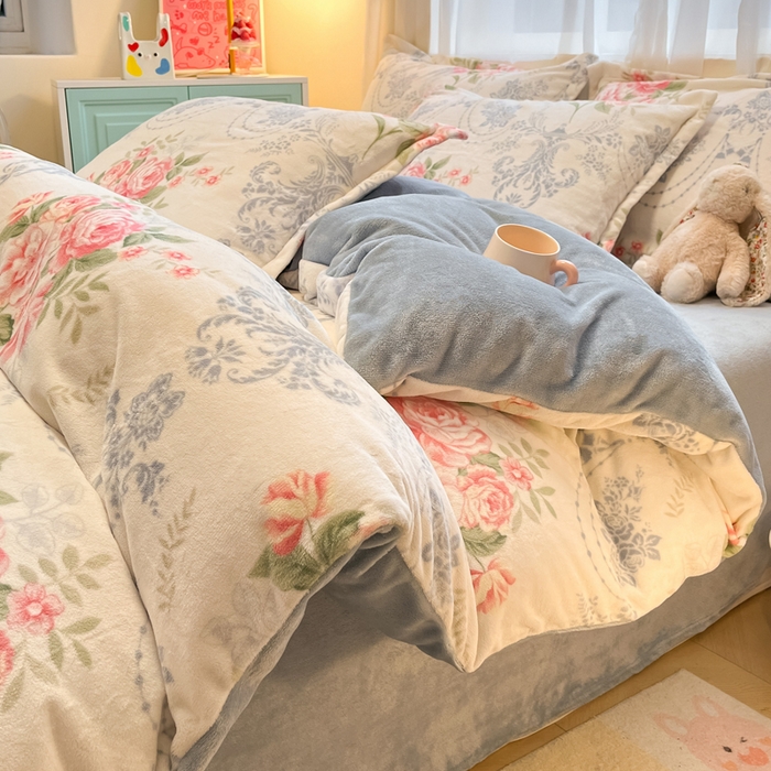 91家纺网 家纺一手货源 找家纺 慕尚家纺 2025新款田园花卉类印花牛奶绒高克重单被套 画意