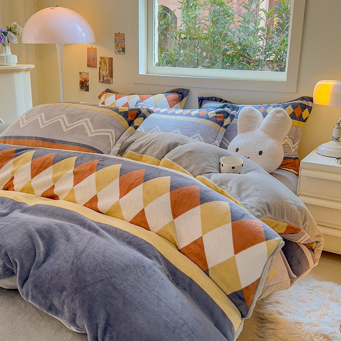 91家纺网 家纺一手货源 找家纺 慕尚家纺 2025新款田园花卉类印花牛奶绒高克重单被套 古雅