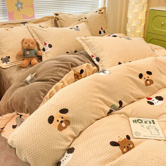 91家纺网 家纺一手货源 找家纺 慕尚家纺 2025新款田园花卉类印花牛奶绒高克重单被套 开心狗