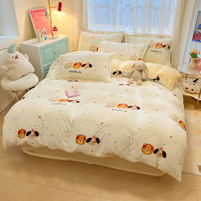 91家纺网 家纺一手货源 找家纺 慕尚家纺 2025新款田园花卉类印花牛奶绒高克重单被套 快乐乐园