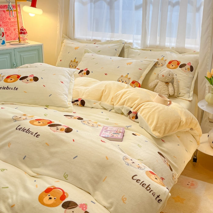 91家纺网 家纺一手货源 找家纺 慕尚家纺 2025新款田园花卉类印花牛奶绒高克重单被套 快乐乐园