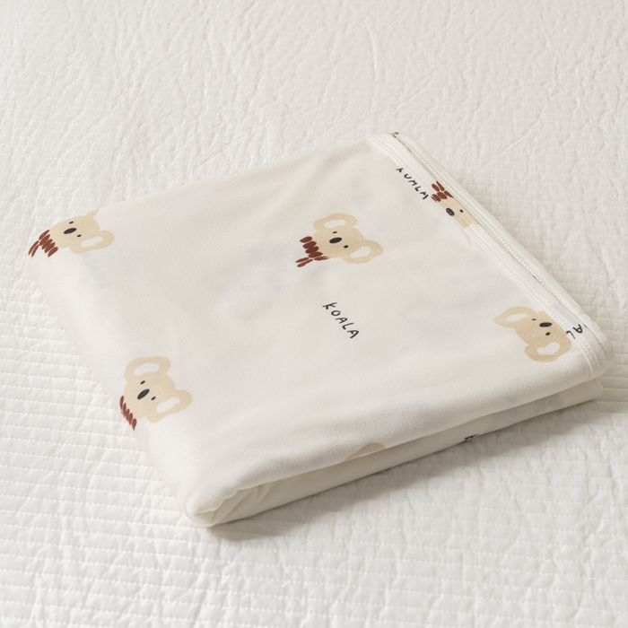 91家纺网 家纺一手货源 找家纺 （总）寐居家纺 2025新款企鹅绒多功能儿童毛巾毯（可当披肩用）