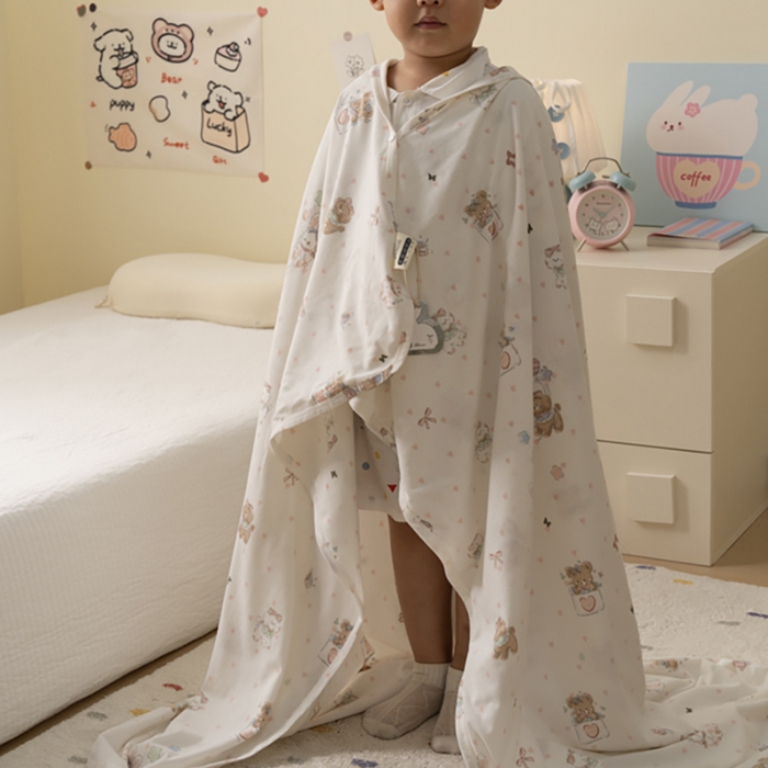 91家纺网 家纺一手货源 找家纺 寐居家纺 2025新款企鹅绒多功能儿童毛巾毯（可当披肩用） 企鹅绒毯-爱心兔