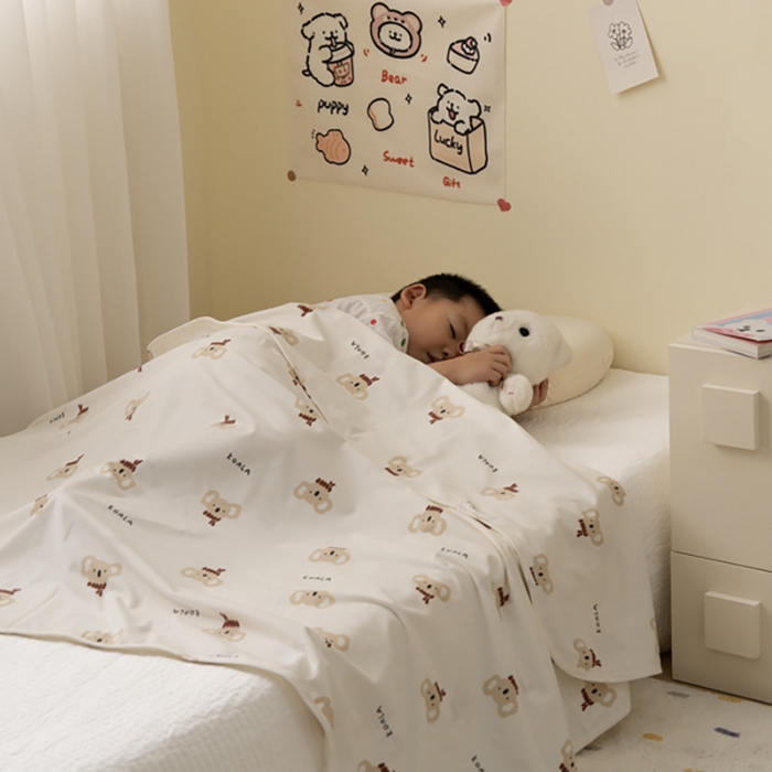 91家纺网 家纺一手货源 找家纺 寐居家纺 2025新款企鹅绒多功能儿童毛巾毯（可当披肩用） 企鹅绒毯-考拉