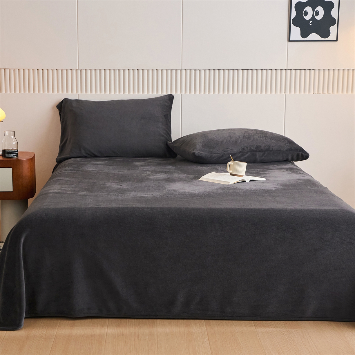 兰紫橙家纺 2025新款简约纯色牛奶绒毛毯 深空黑