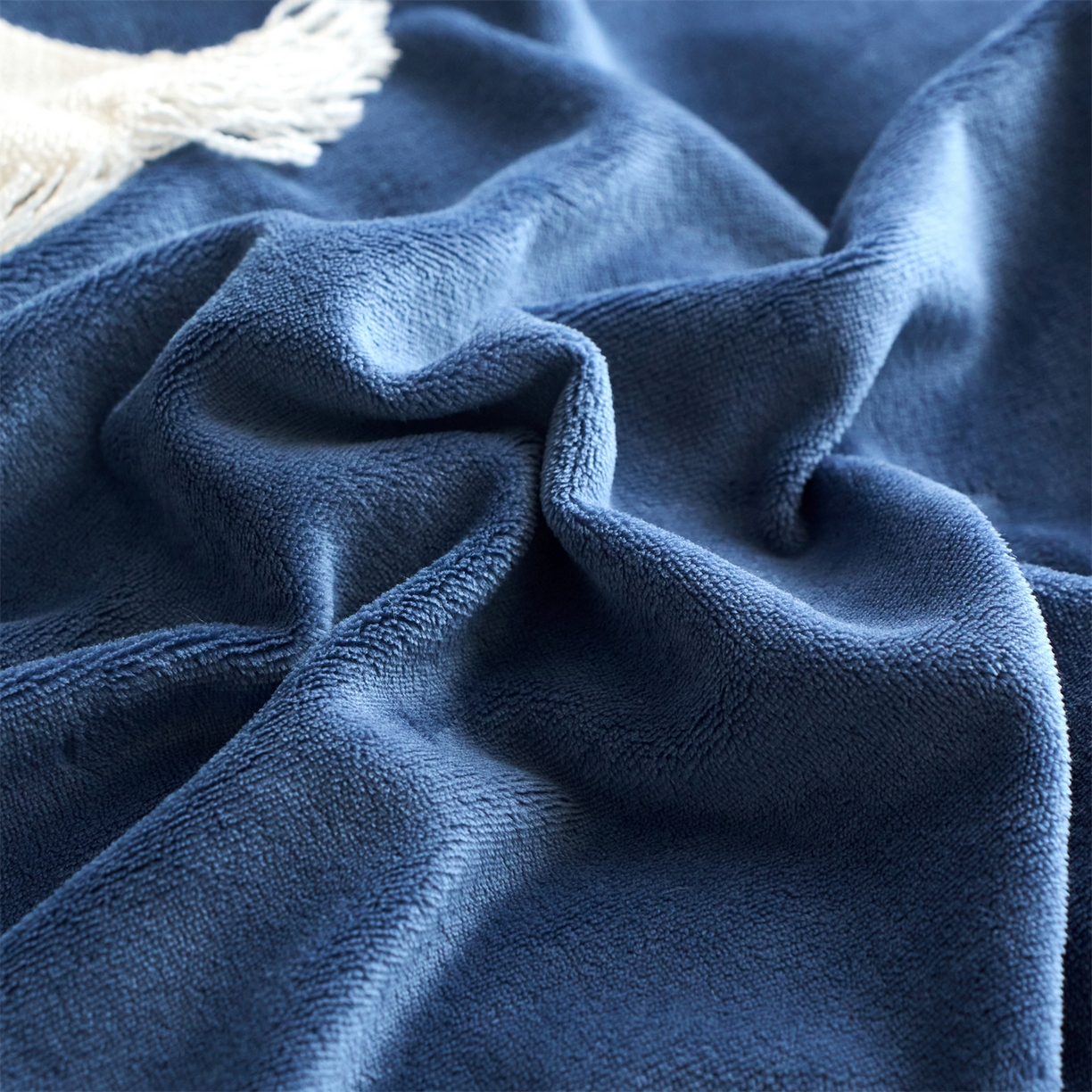 91家纺网 家纺一手货源 找家纺 （总）兰紫橙家纺 2025新款简约纯色牛奶绒毛毯