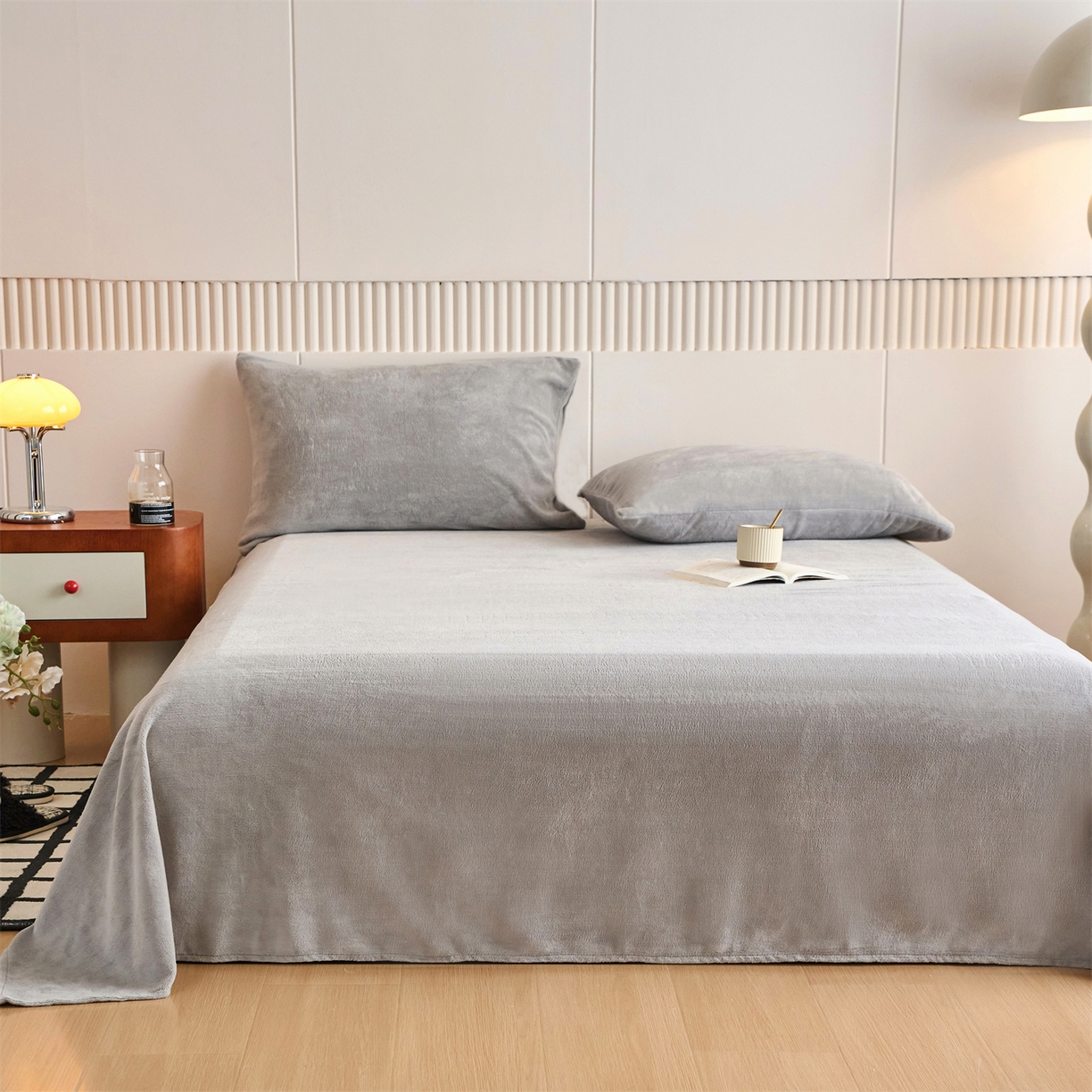 兰紫橙家纺 2025新款简约纯色牛奶绒毛毯 绅士灰