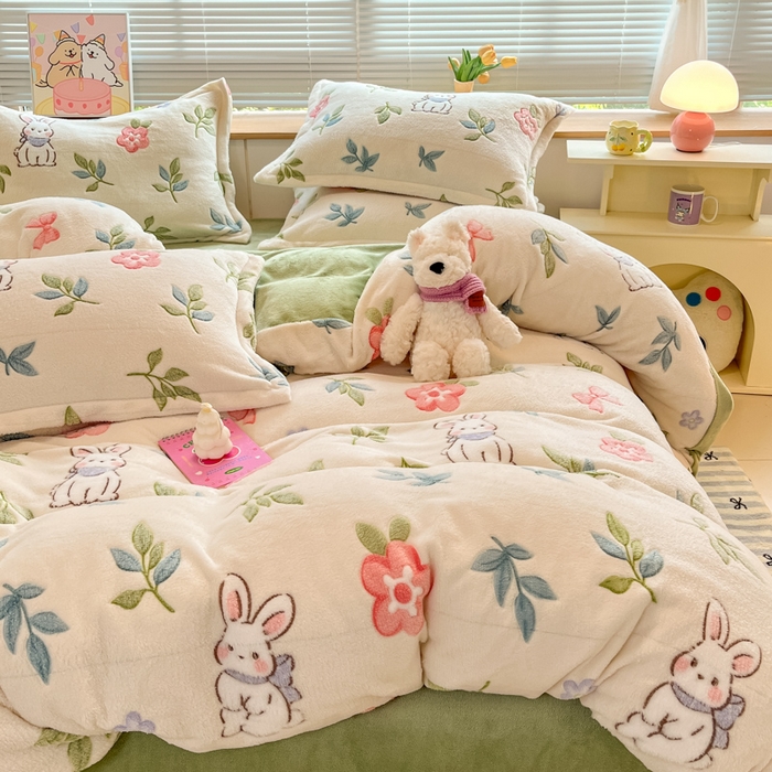 91家纺网 家纺一手货源 找家纺 慕尚家纺 2025新款高克重印花雪花绒四件套 好运兔