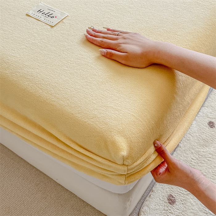 91家纺网 家纺一手货源 找家纺 857 2024新款纯色保暖高克重牛奶绒床笠 床笠-日光黄