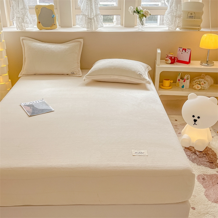 91家纺网 家纺一手货源 找家纺 857 2024新款纯色保暖高克重牛奶绒床笠 床笠-雪白