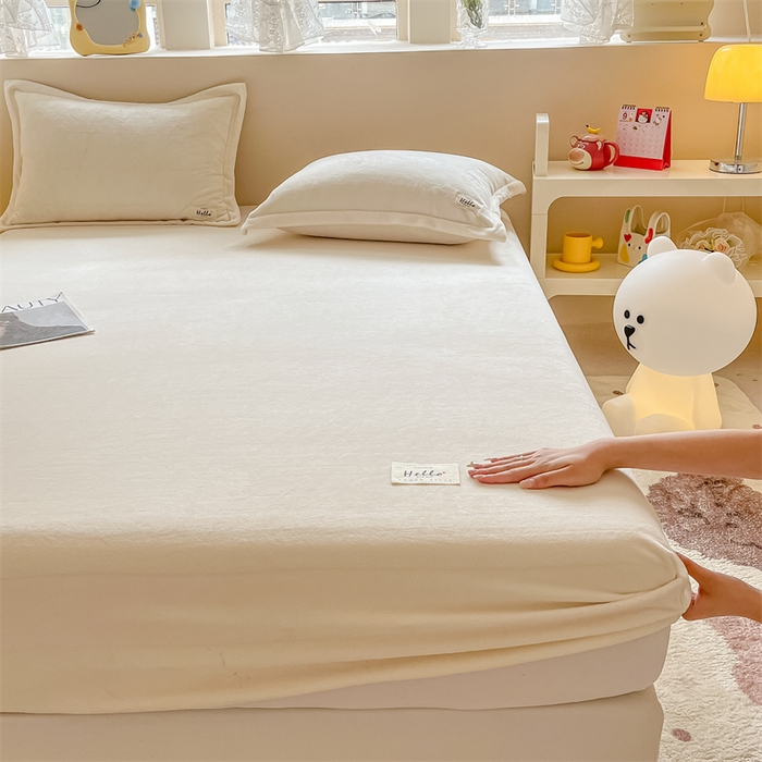 91家纺网 家纺一手货源 找家纺 857 2024新款纯色保暖高克重牛奶绒床笠 床笠-雪白