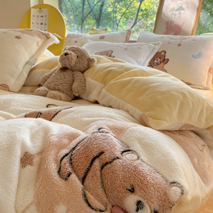 91家纺网 家纺一手货源 找家纺 慕尚家纺 2025新款高克重印花雪花绒四件套 星空熊