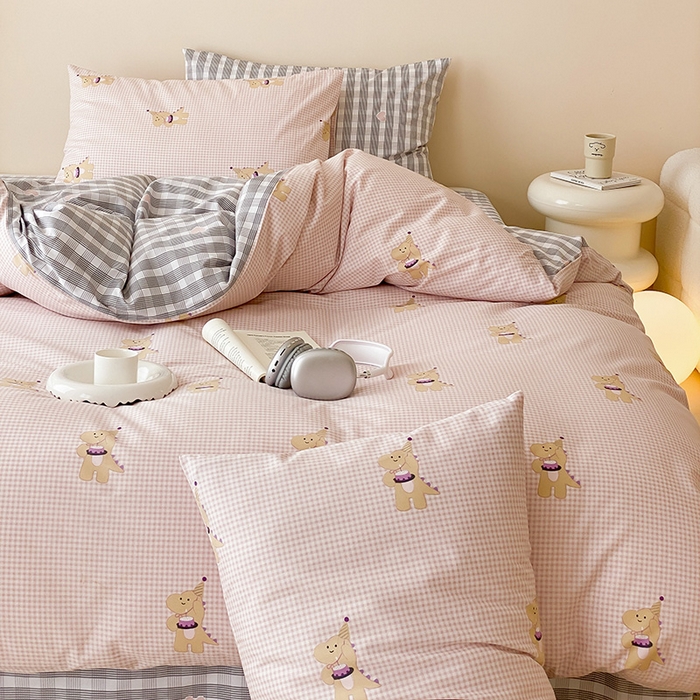 91家纺网 家纺一手货源 找家纺 朵希曼 2026新款全棉印花小清新系列四件套 晚安马卡巴卡