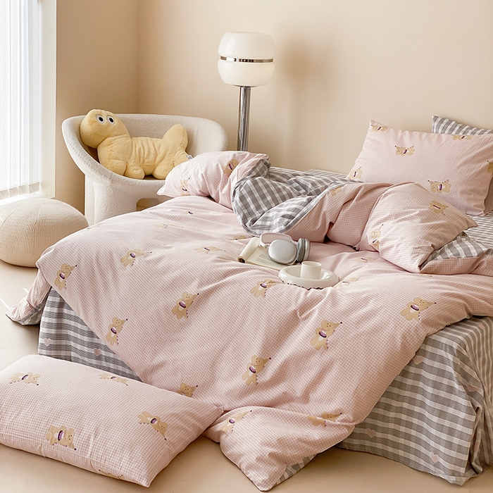 91家纺网 家纺一手货源 找家纺 朵希曼 2026新款全棉印花小清新系列四件套 晚安马卡巴卡