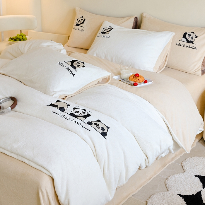 91家纺网 家纺一手货源 找家纺 （总）ONE TWO ONE 121 新品【牛奶绒刺绣四件套】2025毛毯被子四件套单件床单被套床笠珊瑚绒牛奶绒冬被法兰绒兔毛绒panda