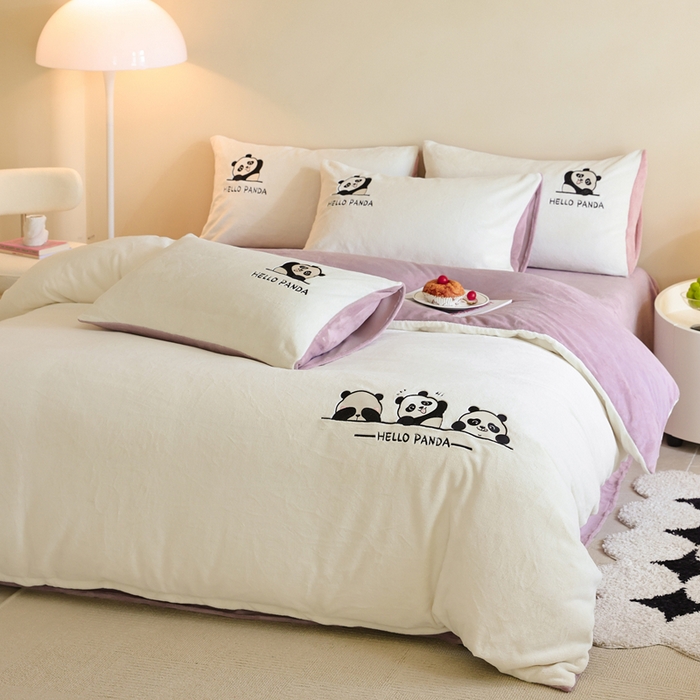 91家纺网 家纺一手货源 找家纺 （总）ONE TWO ONE 121 新品【牛奶绒刺绣四件套】2025毛毯被子四件套单件床单被套床笠珊瑚绒牛奶绒冬被法兰绒兔毛绒panda