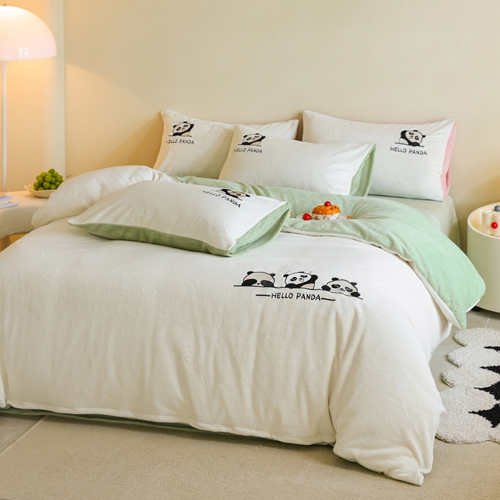 91家纺网 家纺一手货源 找家纺 （总）ONE TWO ONE 121 新品【牛奶绒刺绣四件套】2025毛毯被子四件套单件床单被套床笠珊瑚绒牛奶绒冬被法兰绒兔毛绒panda