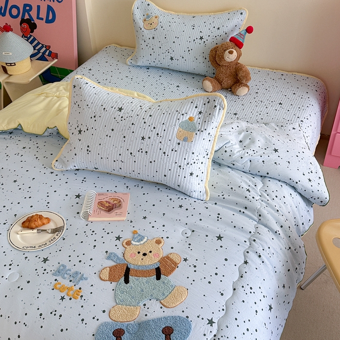 91家纺网 家纺一手货源 找家纺 （总）澜妃 2025新款学生季加厚水洗棉软fufu可爱毛巾绣秋冬被被子被芯床盖（小红书爆款）