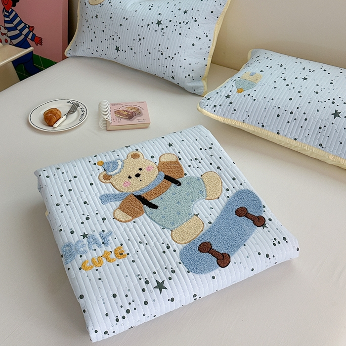 91家纺网 家纺一手货源 找家纺 （总）澜妃 2025新款学生季加厚水洗棉软fufu可爱毛巾绣秋冬被被子被芯床盖（小红书爆款）