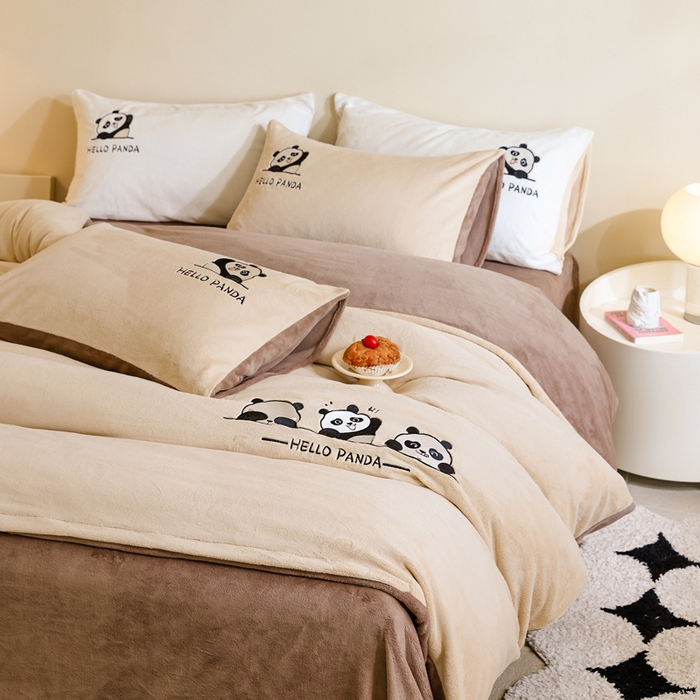 91家纺网 家纺一手货源 找家纺 ONE TWO ONE 121 新品【牛奶绒刺绣四件套】2025毛毯被子四件套单件床单被套床笠珊瑚绒牛奶绒冬被法兰绒兔毛绒panda panda-深咖