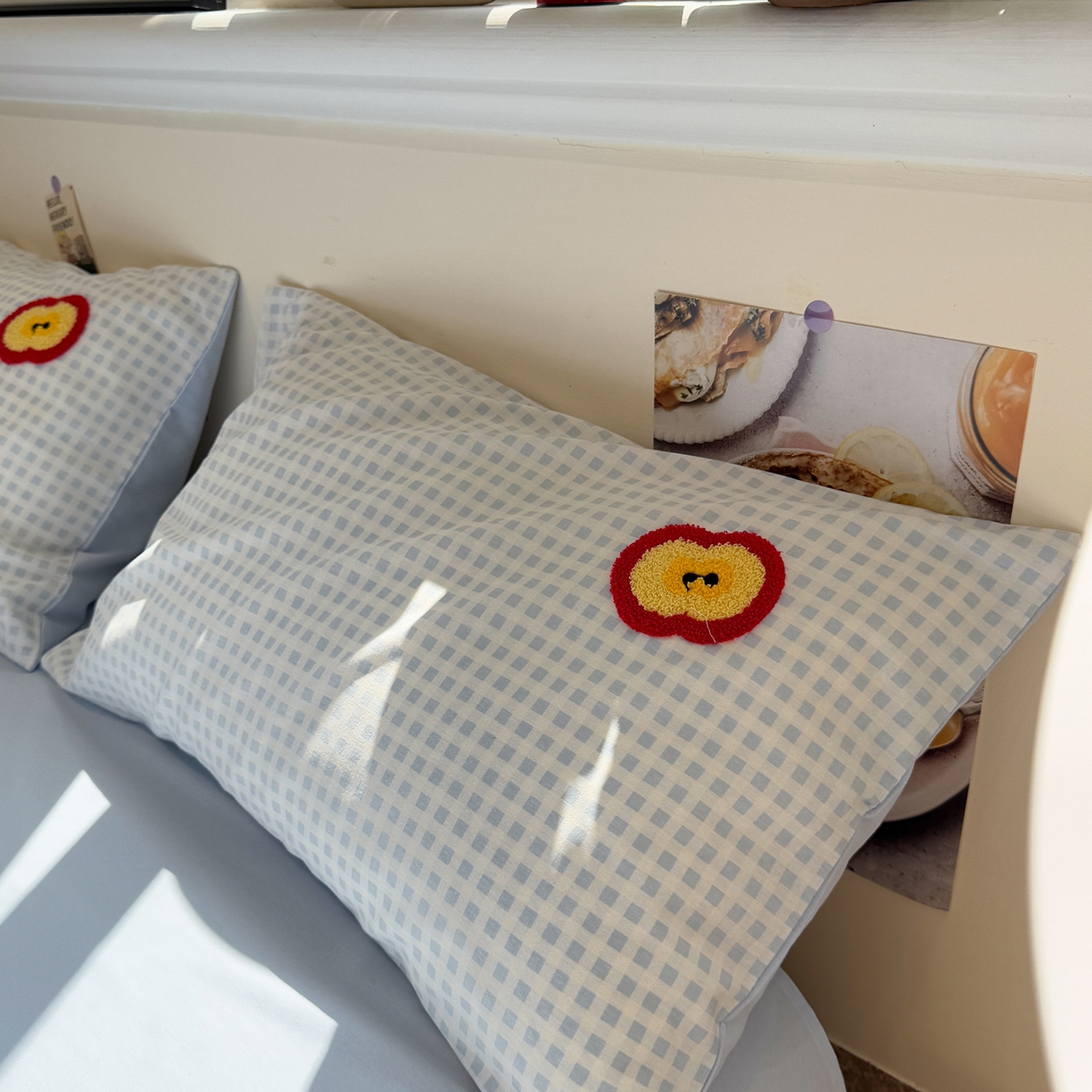 91家纺网 家纺一手货源 找家纺 慕尚家纺 2025新款全棉磨毛毛巾绣单被套 红苹果比熊