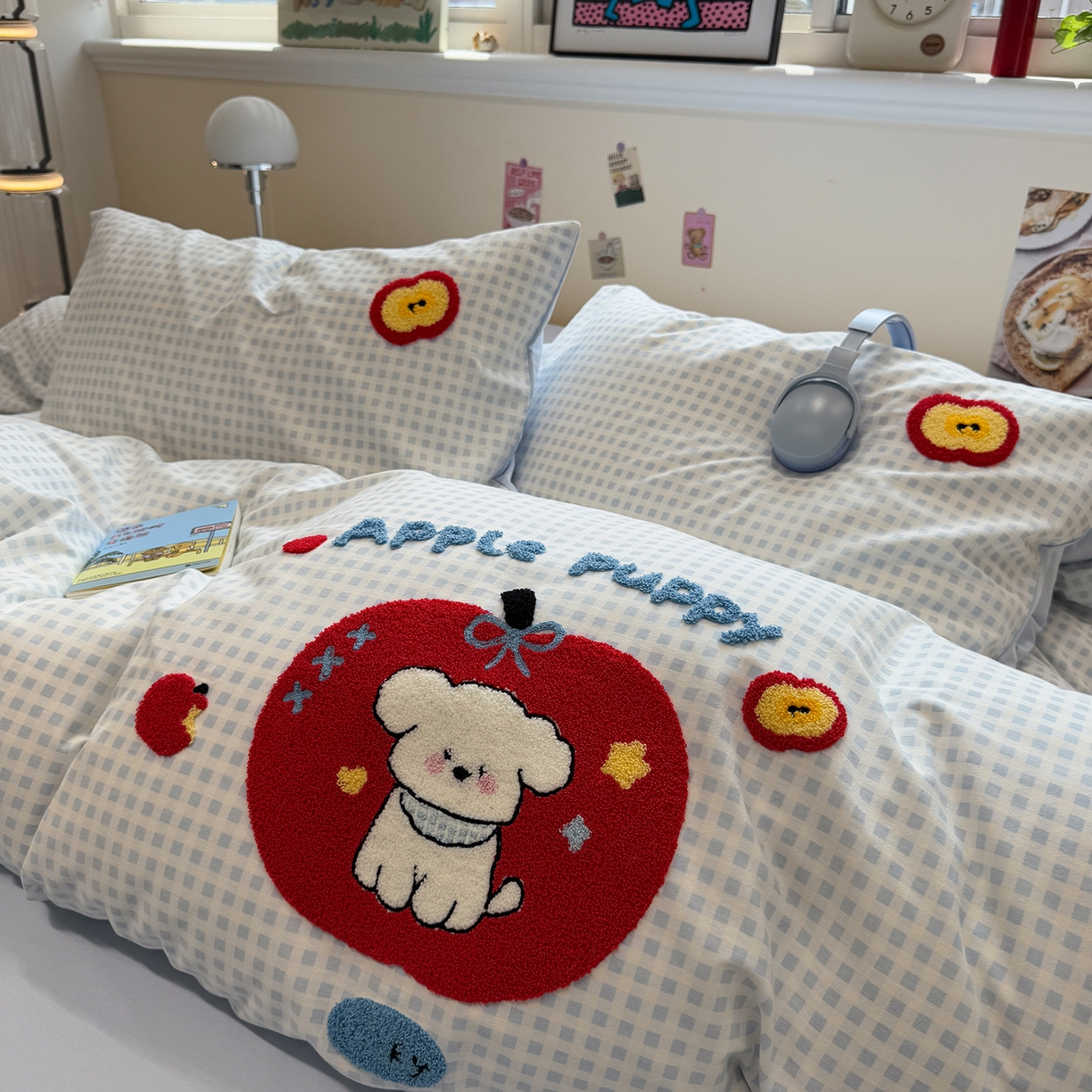 91家纺网 家纺一手货源 找家纺 慕尚家纺 2025新款全棉磨毛毛巾绣单被套 红苹果比熊