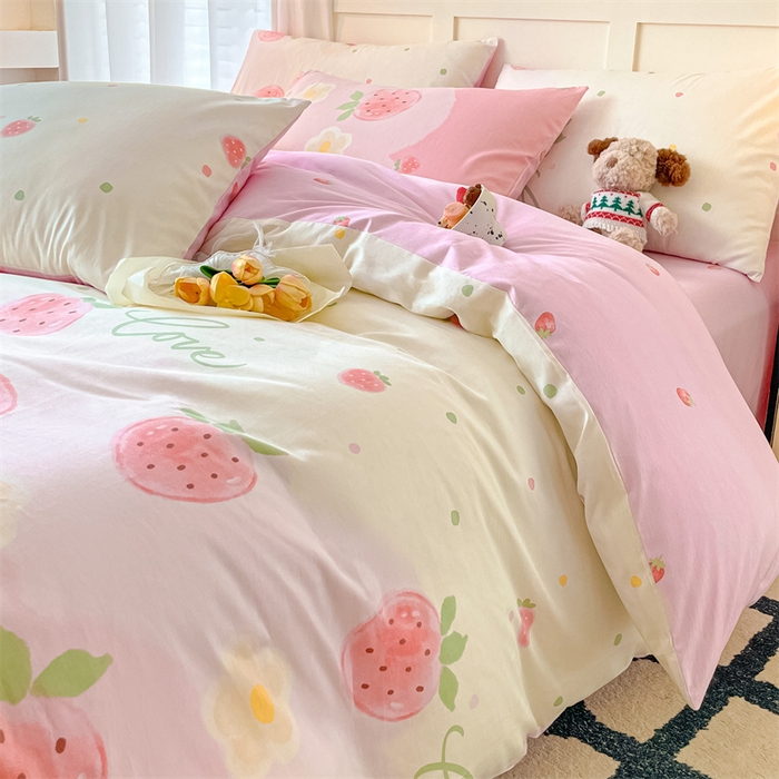 91家纺网 家纺一手货源 找家纺 澜妃 2025春夏新款12868全棉纯棉印花单被套 草莓酸奶-粉