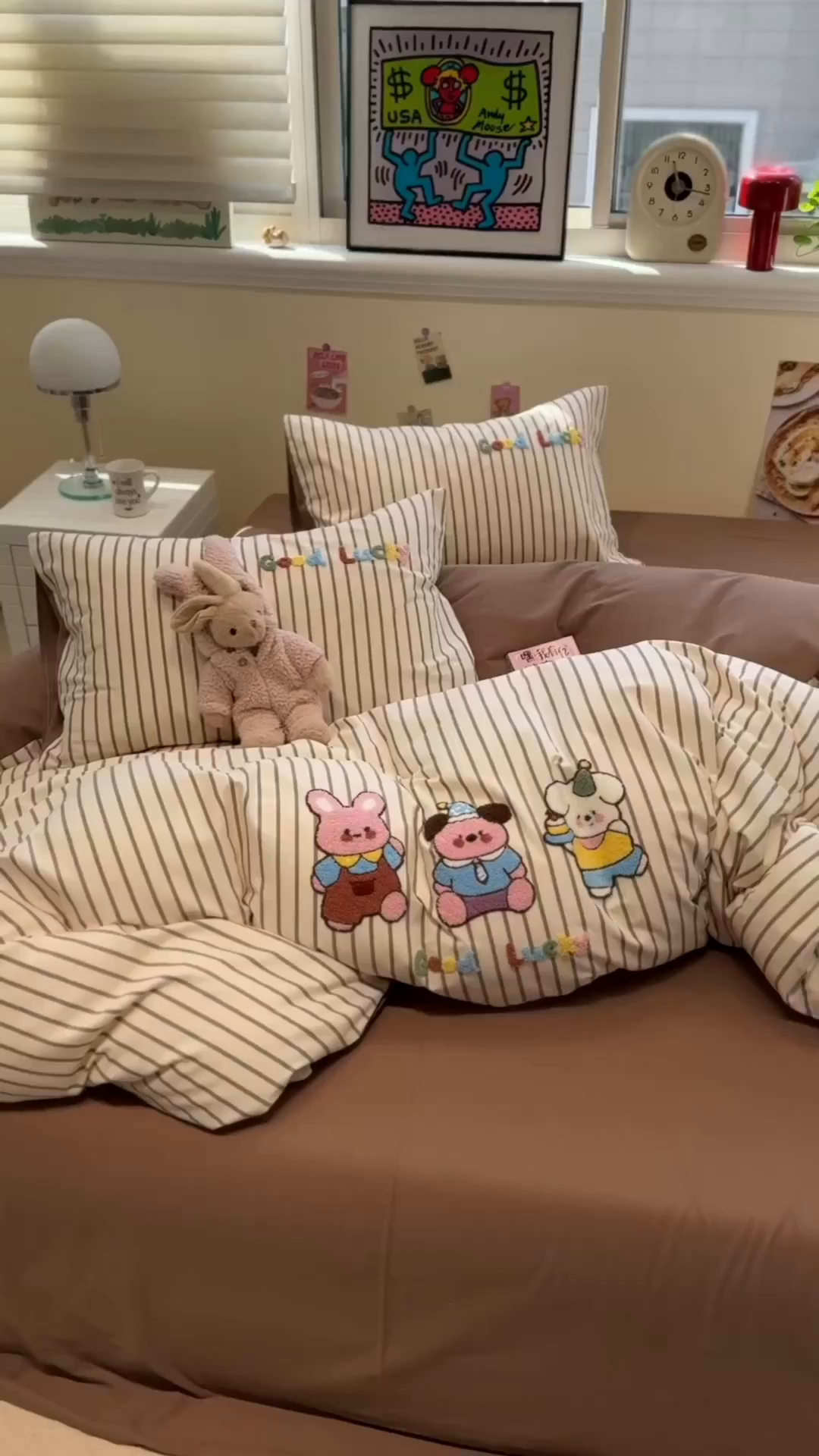 91家纺网 家纺一手货源 找家纺 慕尚家纺 2025新款全棉磨毛毛巾绣四件套 奶萌小狗们