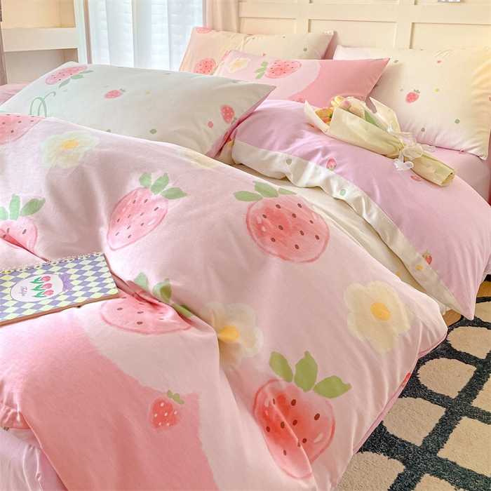 91家纺网 家纺一手货源 找家纺 澜妃 2025春夏新款12868全棉纯棉印花单被套 草莓酸奶-粉