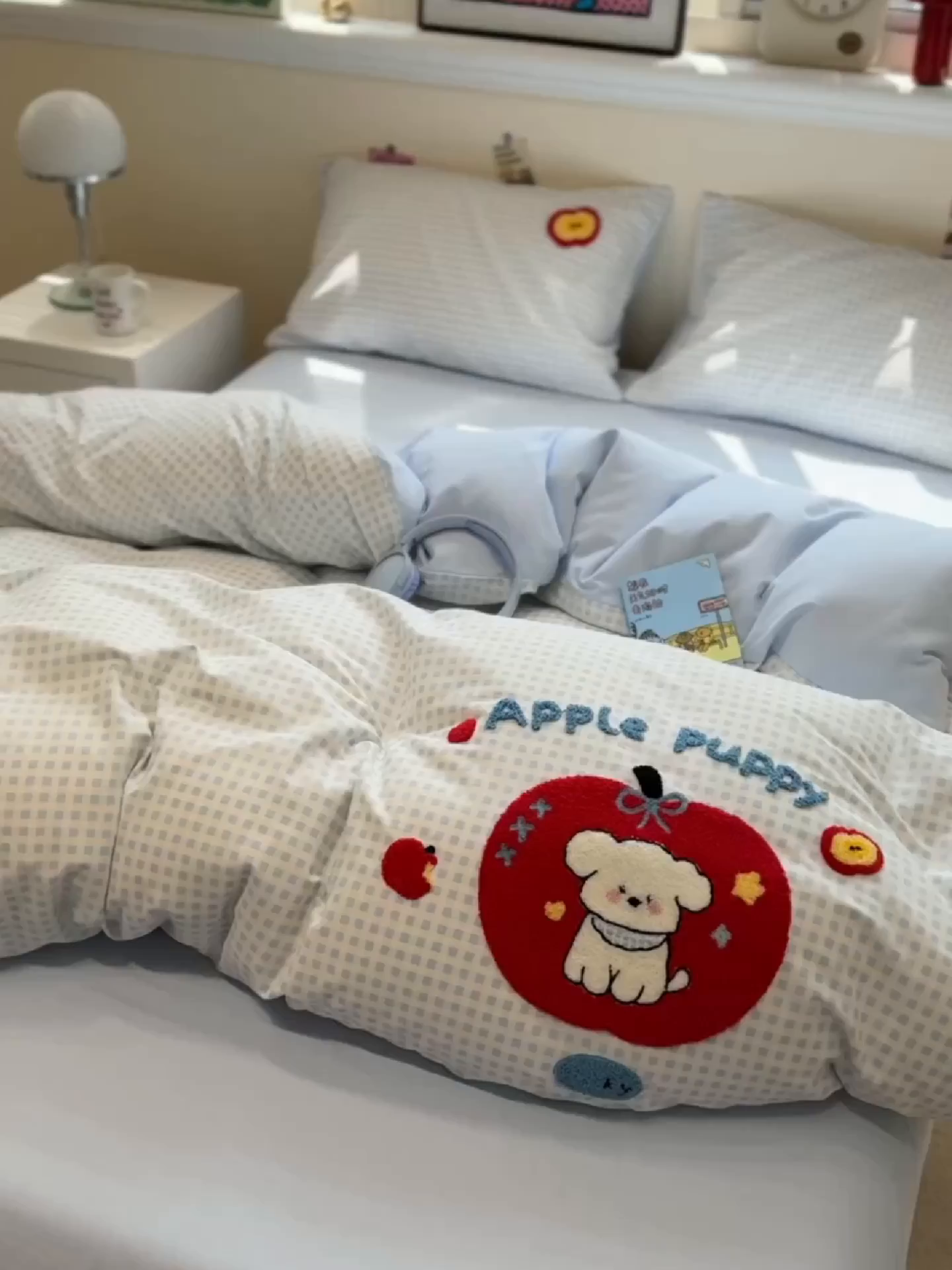 91家纺网 家纺一手货源 找家纺 慕尚家纺 2025新款全棉磨毛毛巾绣单被套 红苹果比熊