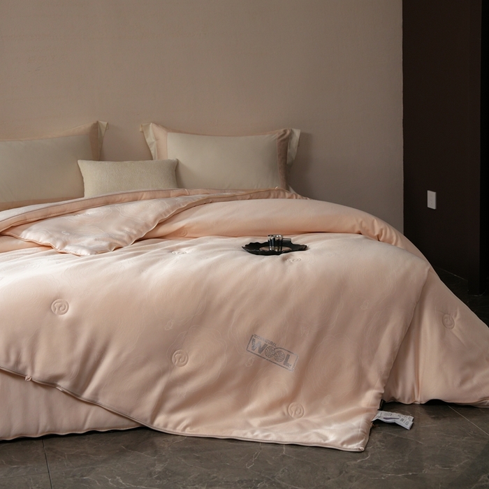 91家纺网 家纺一手货源 找家纺 丽卡家纺 2025新款美好约定提花蚕丝子母被被子被芯 美好约定蚕丝子母被-卡其