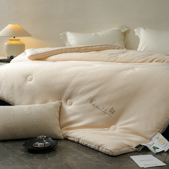 91家纺网 家纺一手货源 找家纺 （总）丽卡家纺 2025新款未来之光蚕丝被被子被芯（特殊尺寸/加厚款接受下单定制）