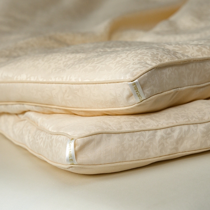 91家纺网 家纺一手货源 找家纺 （总）丽卡家纺 2025新款未来之光蚕丝被被子被芯（特殊尺寸/加厚款接受下单定制）