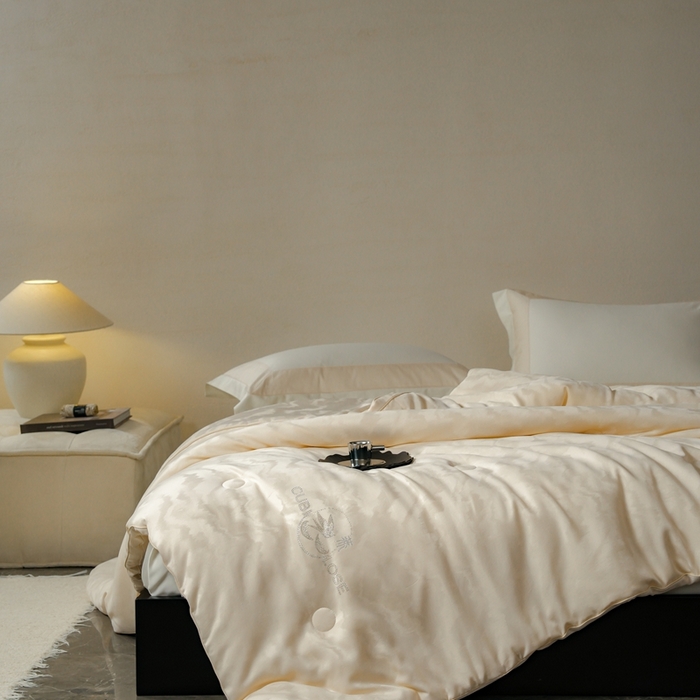 91家纺网 家纺一手货源 找家纺 （总）丽卡家纺 2025新款森婷燕窝被被子被芯（特殊尺寸/加厚款接受下单定制）