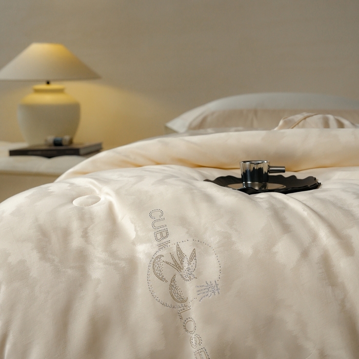 91家纺网 家纺一手货源 找家纺 （总）丽卡家纺 2025新款森婷燕窝被被子被芯（特殊尺寸/加厚款接受下单定制）