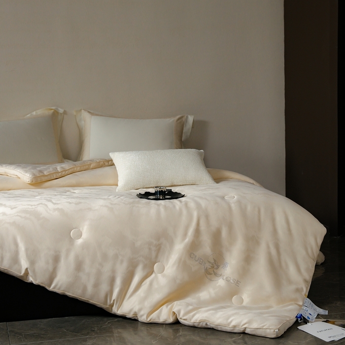 91家纺网 家纺一手货源 找家纺 （总）丽卡家纺 2025新款森婷燕窝被被子被芯（特殊尺寸/加厚款接受下单定制）