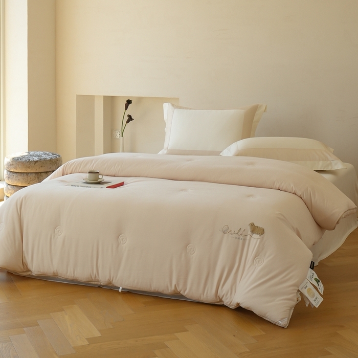 91家纺网 家纺一手货源 找家纺 丽卡家纺 2025新款繁花羊绒蚕丝子母被被子被芯 繁花羊绒蚕丝子母被-卡其