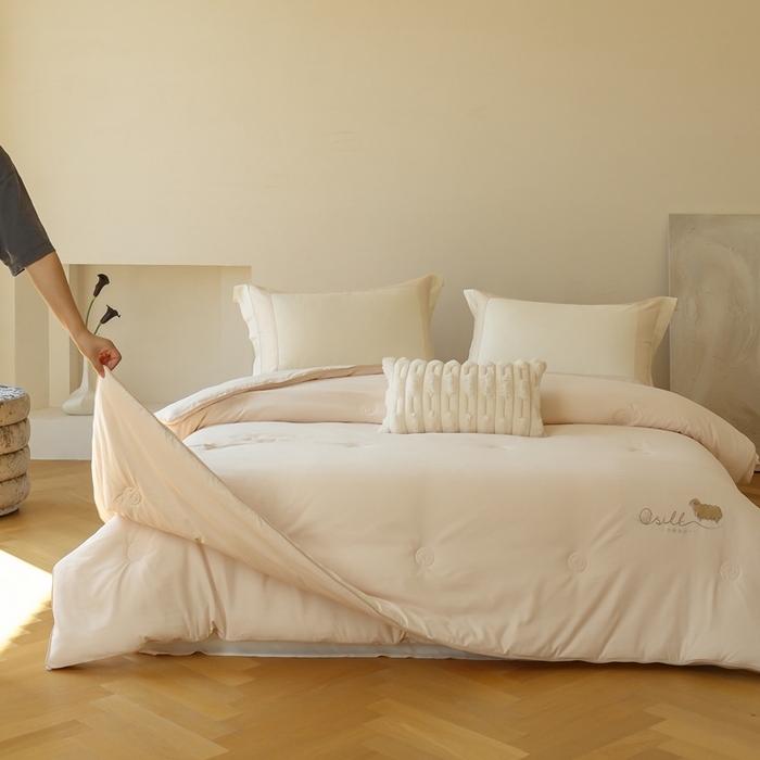 91家纺网 家纺一手货源 找家纺 丽卡家纺 2025新款繁花羊绒蚕丝子母被被子被芯 繁花羊绒蚕丝子母被-卡其