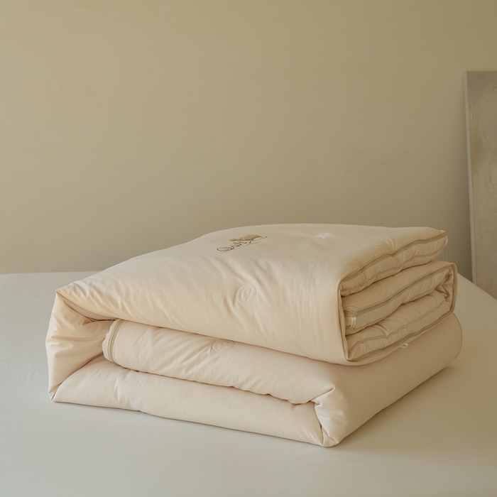 91家纺网 家纺一手货源 找家纺 丽卡家纺 2025新款繁花羊绒蚕丝子母被被子被芯 繁花羊绒蚕丝子母被-卡其