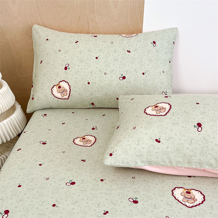 91家纺网 家纺一手货源 找家纺 澜妃 2025春夏新款12868全棉纯棉印花单被套 青提樱桃狗