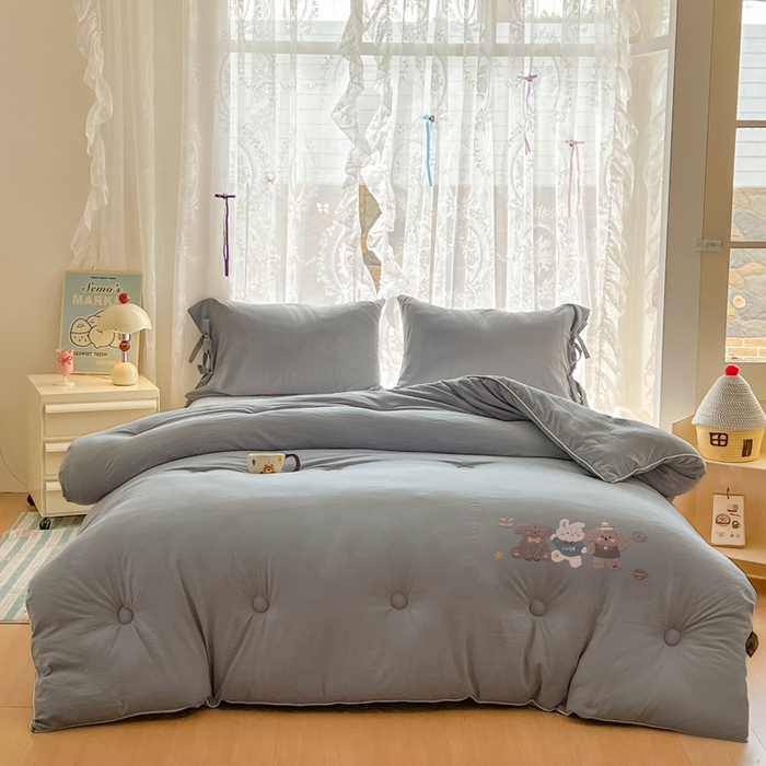 91家纺网 家纺一手货源 找家纺 漫仙阁家纺 2025年新款烫画糯糯棉被子春秋被冬被 单人双人被子 狗狗家族