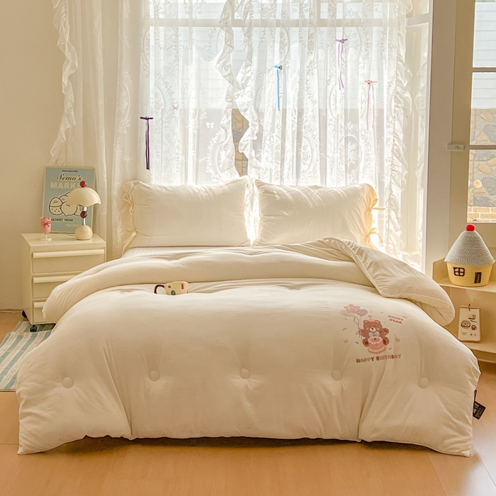 91家纺网 家纺一手货源 找家纺 漫仙阁家纺 2025年新款烫画糯糯棉被子春秋被冬被 单人双人被子 小浣熊