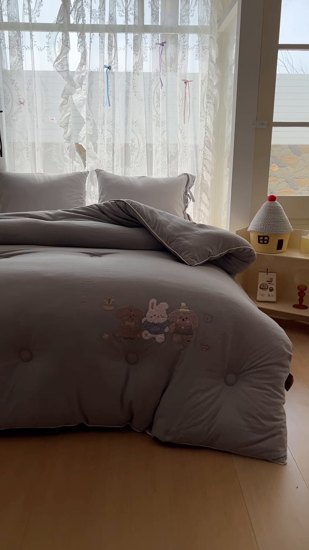 91家纺网 家纺一手货源 找家纺 漫仙阁家纺 2025年新款烫画糯糯棉被子春秋被冬被 单人双人被子 狗狗家族