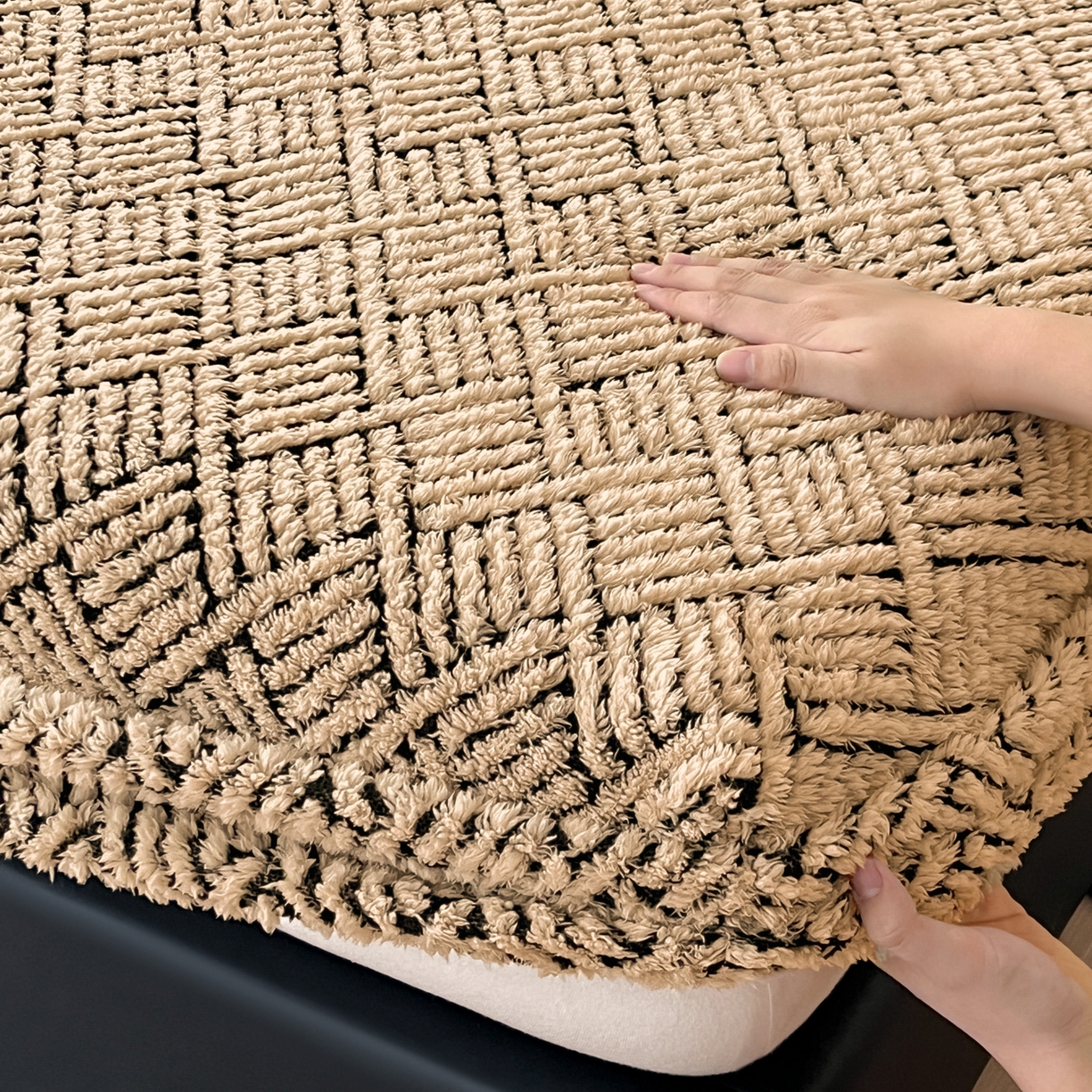 91家纺网 家纺一手货源 找家纺 莱家富 2026新款暖绒舒棉绒床笠-梦境系列（可供跨境外贸抽空压缩爆款首选） 梦境-米驼